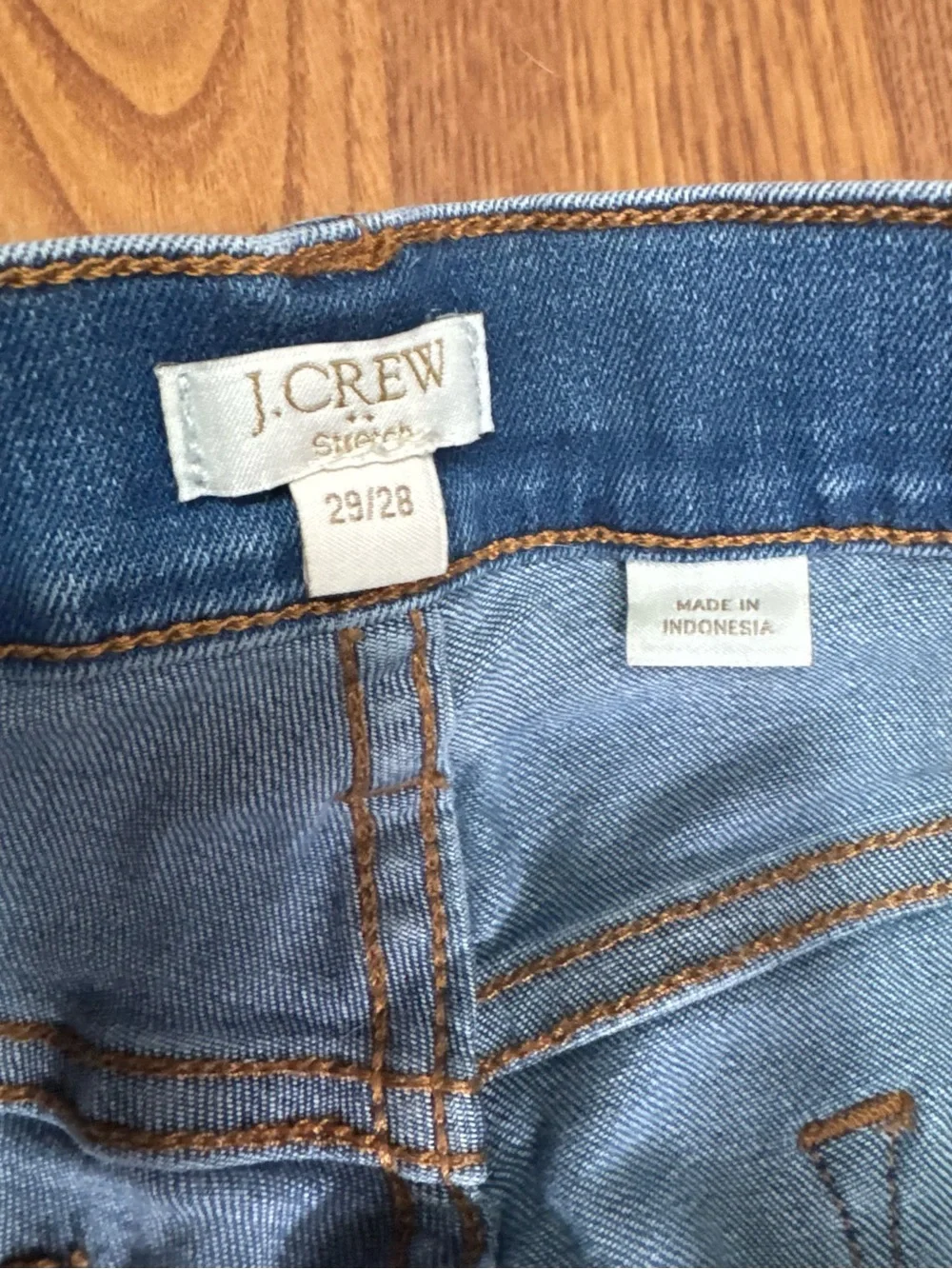 ❤️ J. Crew Women's Medium Wash Stretch Skinny Jeans (B11) - Picture 2 of 3